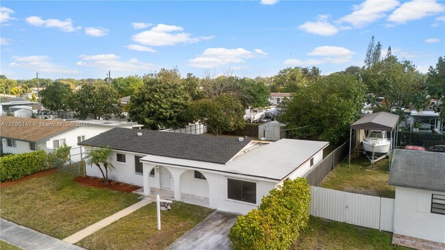 Foto del edificio - 11532 SW 136th Terrace