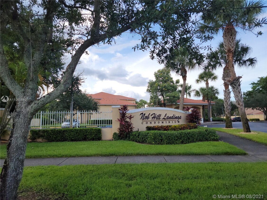 9907 Westwood Dr Unit 152, Tamarac, FL 33321 Condo for Rent in