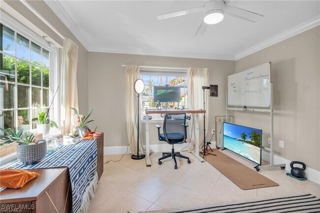 Foto del edificio - 726 109th Ave N