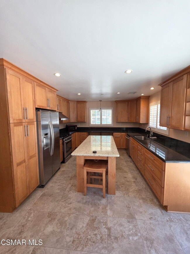 Foto del edificio - 6172 Sylvan Dr