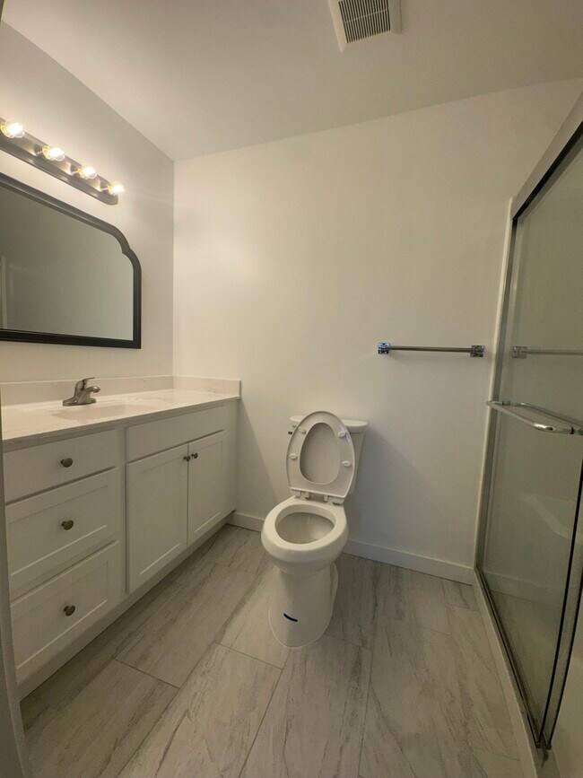 Foto del edificio - 610 Ripley Ave