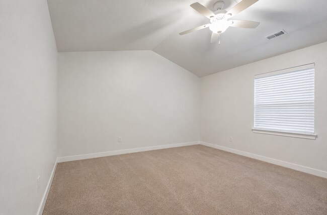 Foto del edificio - Modern 3-Bed Vineyard Townhome Near UVU with Stunning Amenities!