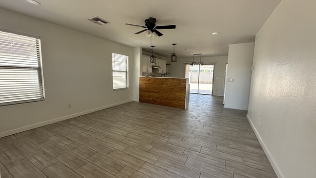 Foto del edificio - Laveen 3 bedroom house with garage