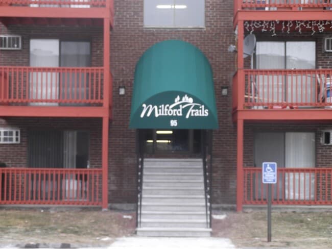 Building Photo - 96 Powers St