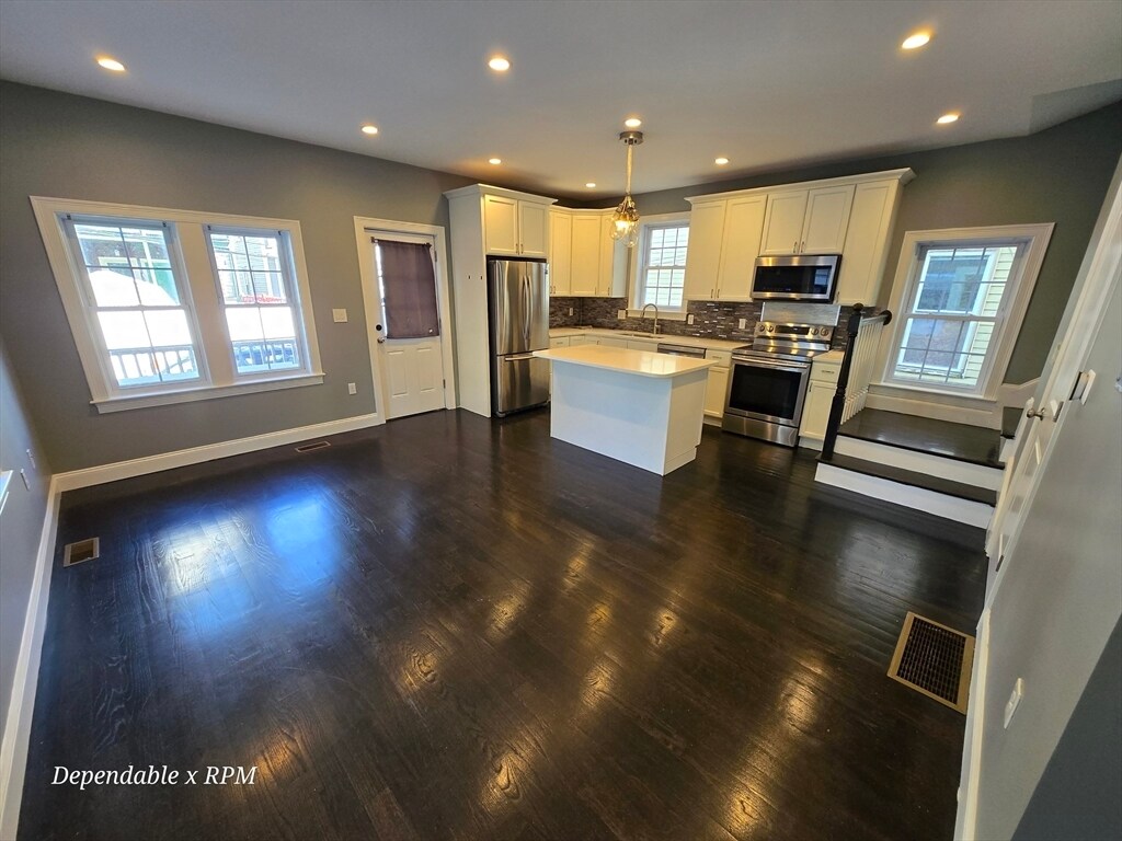 Foto principal - 136 Quincy St