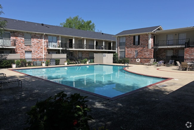 Belle Grove at Custer Apartments - Lockwood Heights