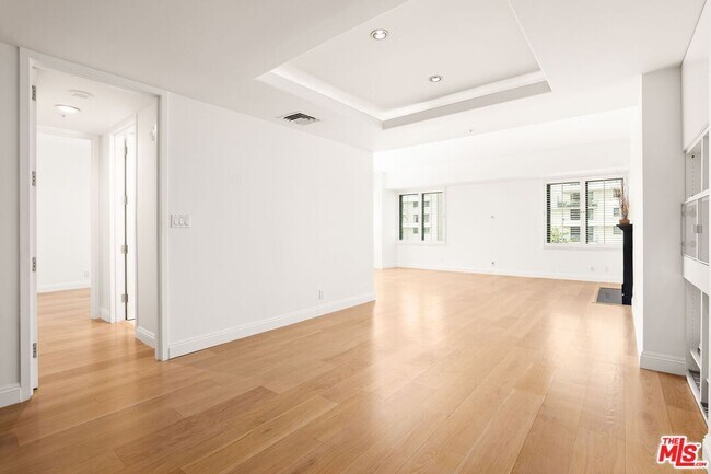 Foto del edificio - 10520 Wilshire Blvd