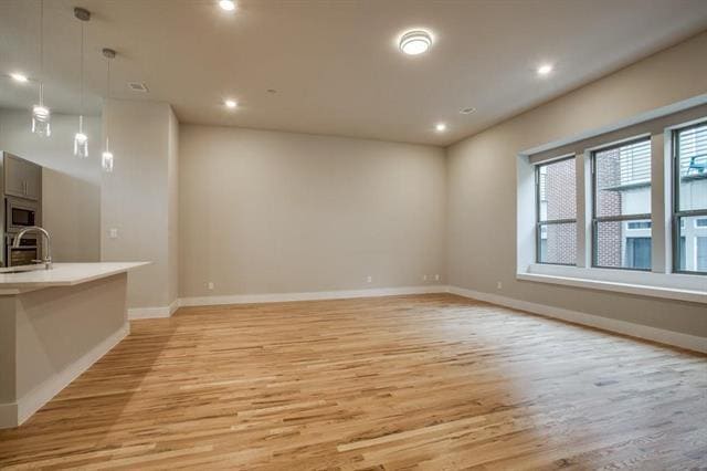 Building Photo - 5608 Lindell Ave