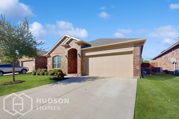 Primary Photo - SELF TOUR NOW! - 5200 Sugarcane Ln, Fort W...