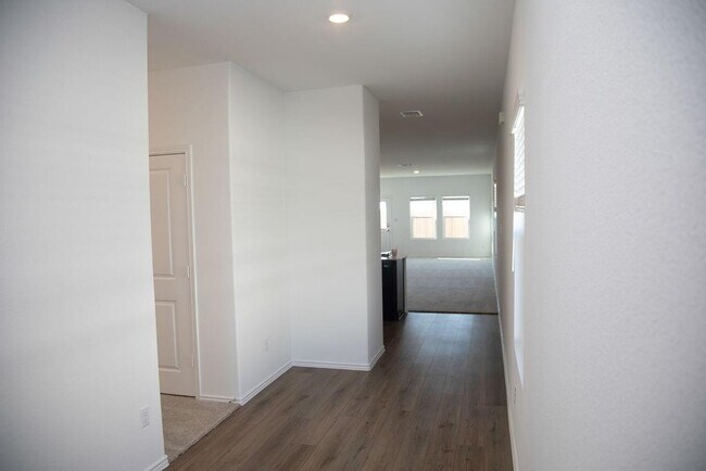 Foto del edificio - 1127 Catfish Ln