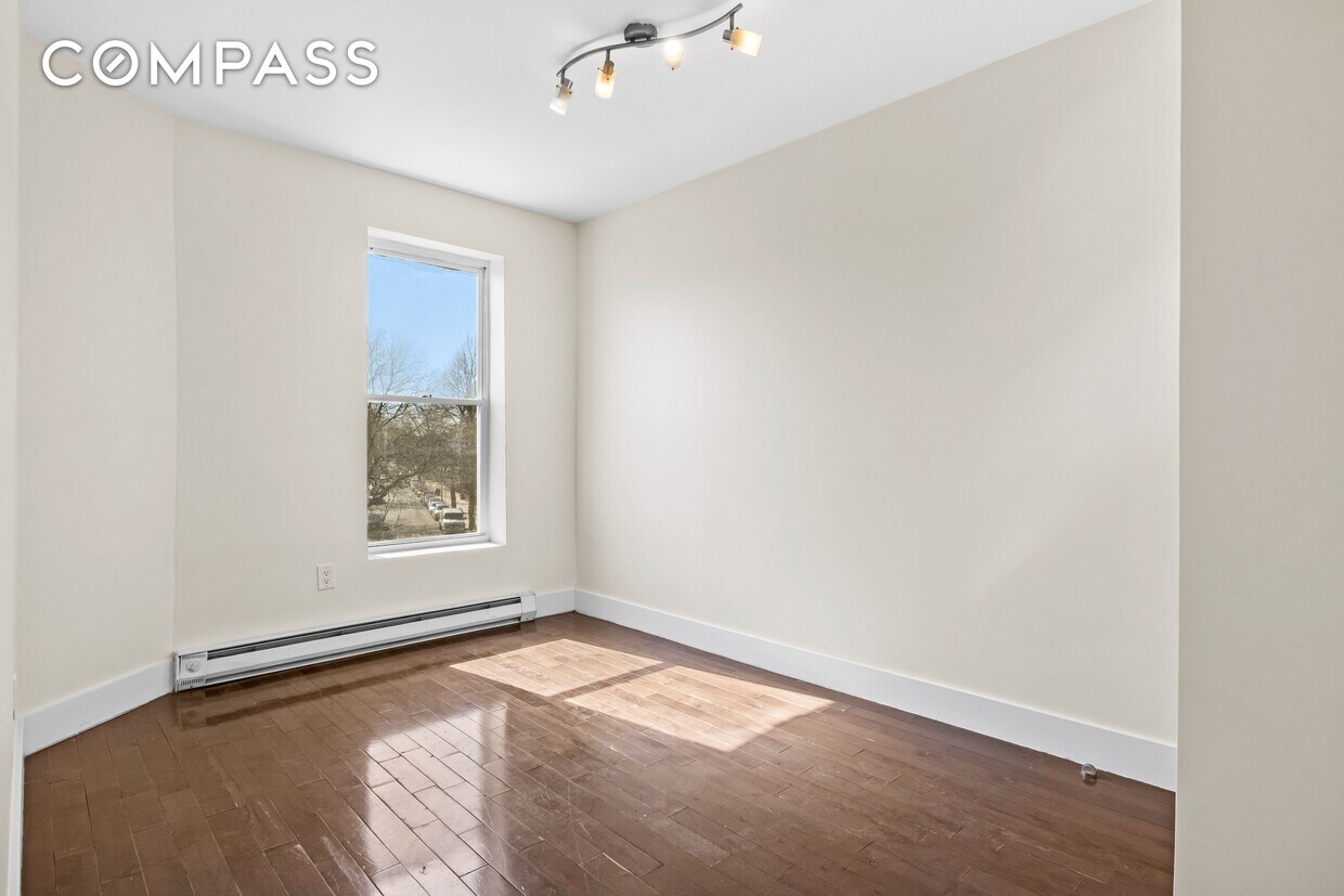 739 Church Ave Unit 2, Brooklyn, NY 11218 Room for Rent in Brooklyn