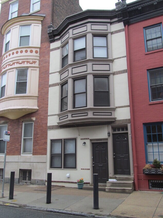 Primary Photo - 340 S 19th St