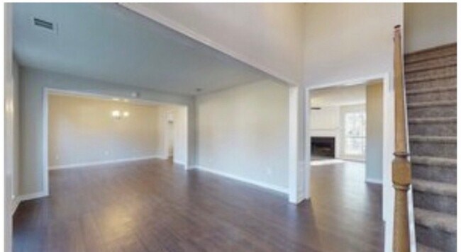 Building Photo - 4084 Pinehurst Valley Dr