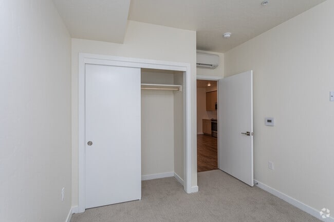 Interior Photo - Meritage West