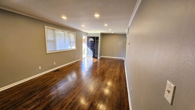 Foto del edificio - 1168-1174 Eastfield Road