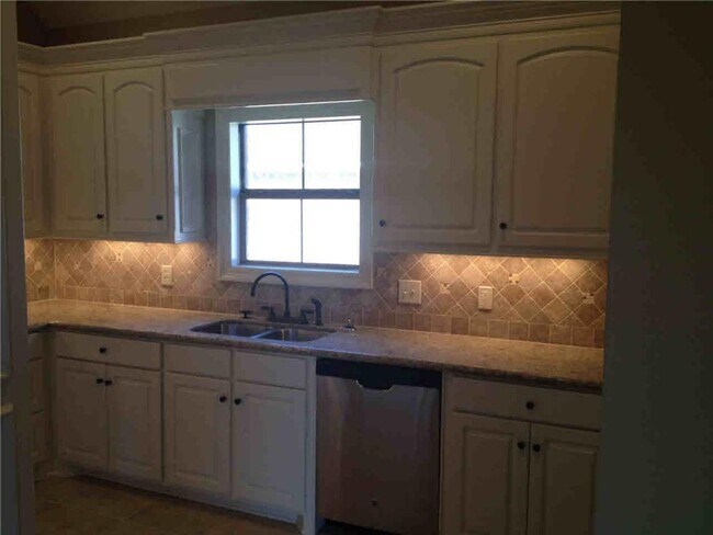 Photo - 1843 August Bend House