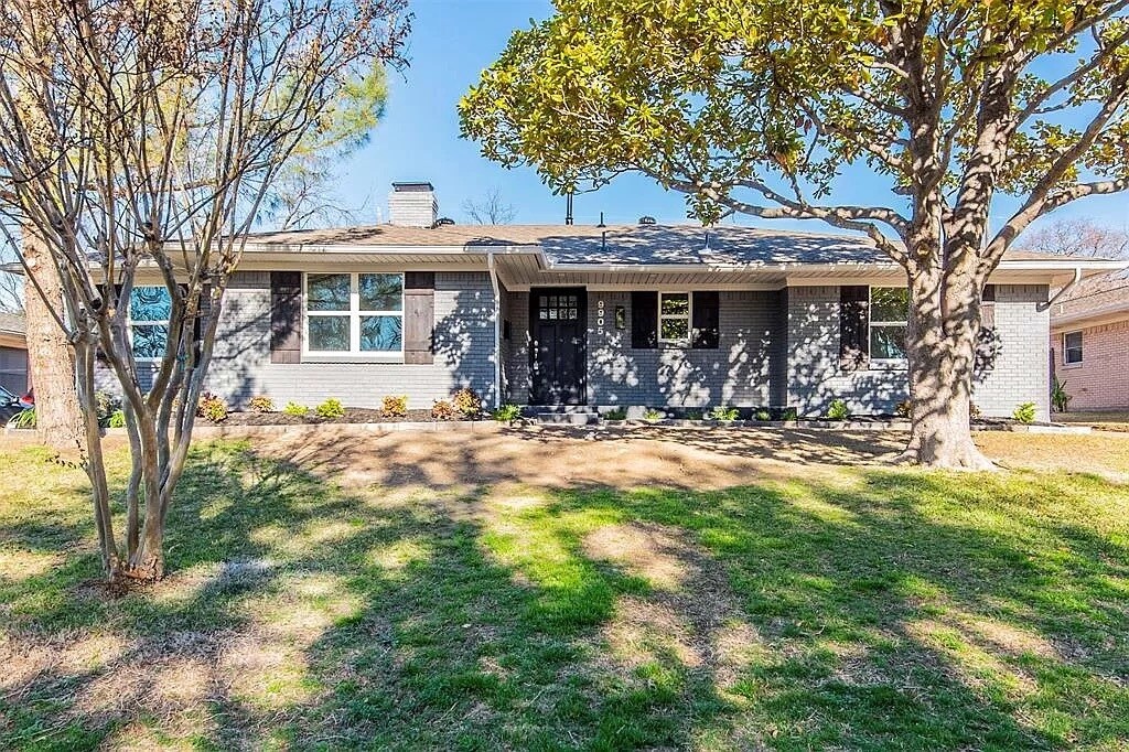 Primary Photo - 9905 Parkford Dr