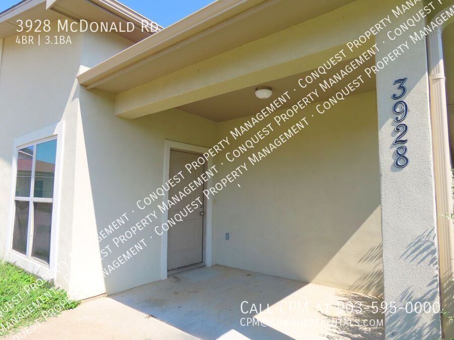 Foto principal - 3928 McDonald Rd
