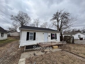 Building Photo - 1933 Pater Ave
