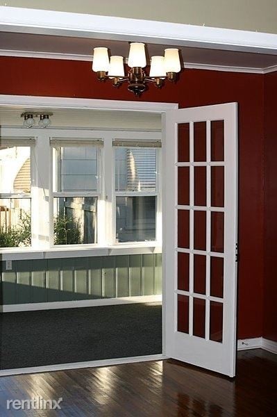 Foto del edificio - 3 br, 1 bath House - 3815 East 33rd Street