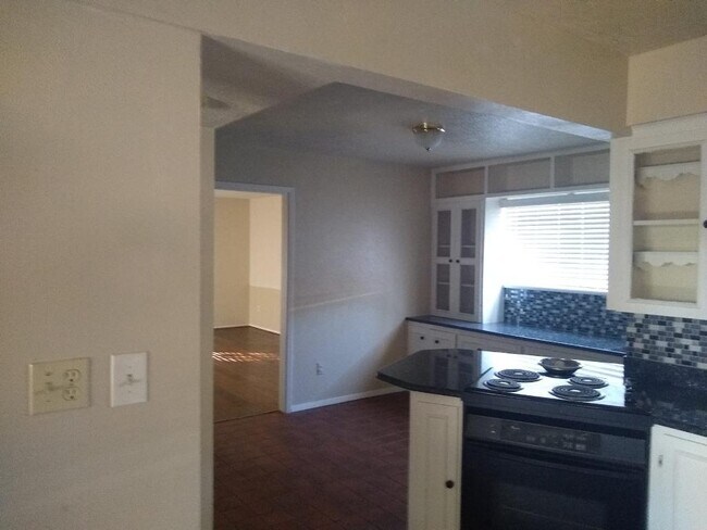 Foto del edificio - 1010 Memphis Dr