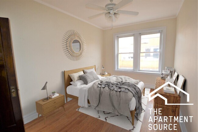 Foto del edificio - 4830 W Addison St