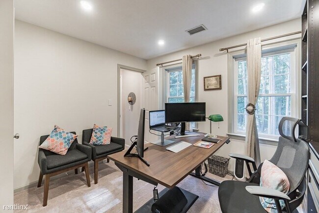 Foto del edificio - 4 br, 3 bath House - 16 Magpie Cir