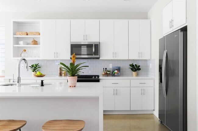 Foto del edificio - 4020 Airport Blvd