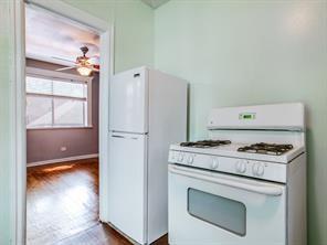 Foto del edificio - 5118 Stoneleigh Ave