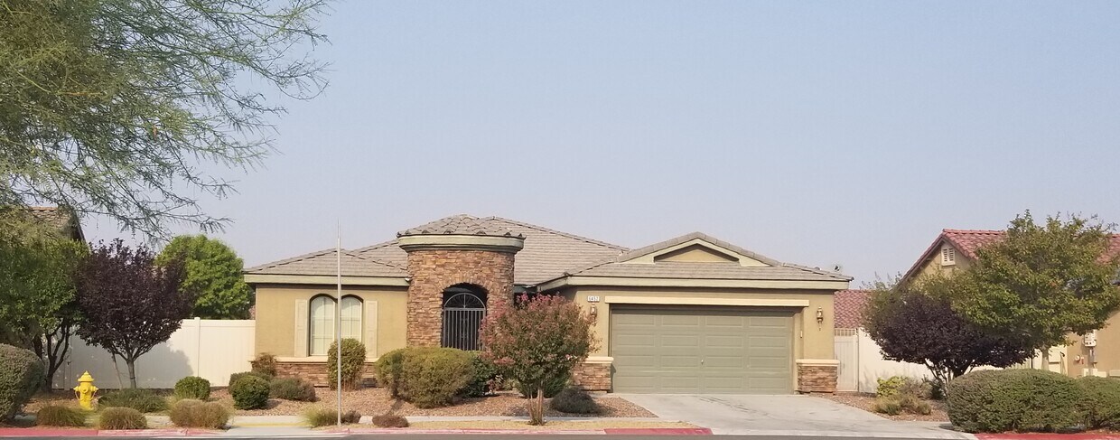 Primary Photo - 6452 Centennial Rd