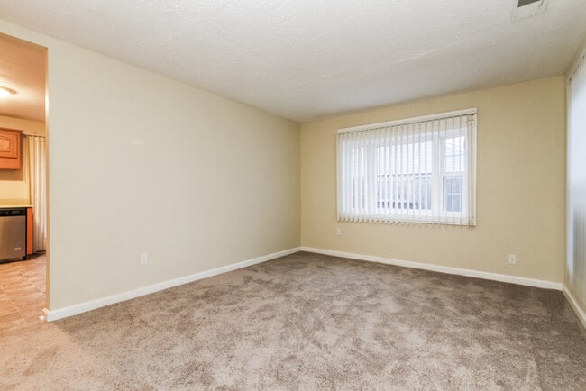 Foto del edificio - 839 Middle Dr
