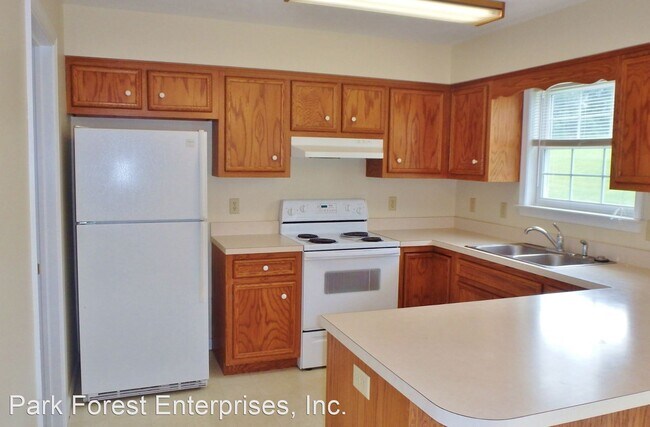 Foto del edificio - 3 br, 1.5 bath House - 136 Birchtree Court