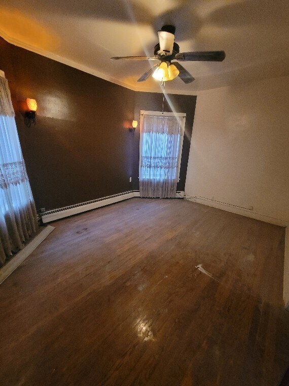 Foto del edificio - 6829 S Cornell Ave