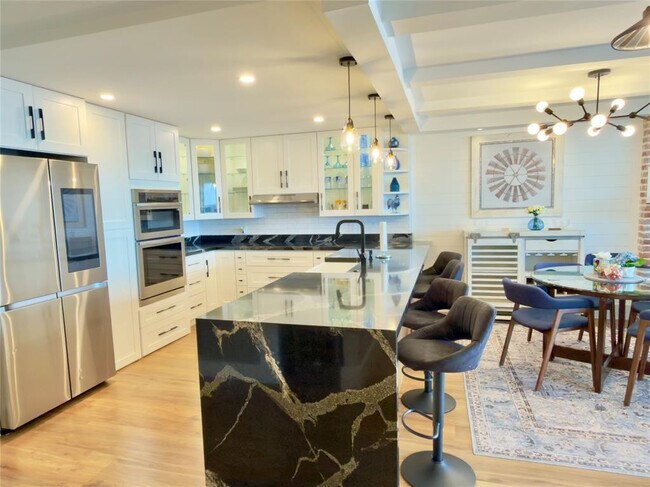 Foto del edificio - 800 SE 20th Ave