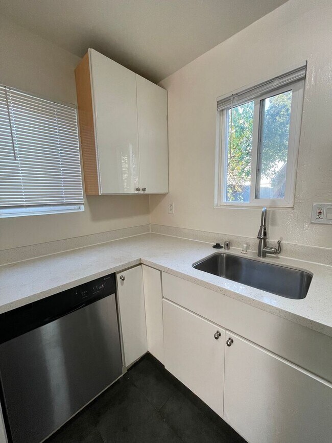 Foto del edificio - 1220-1222 30th