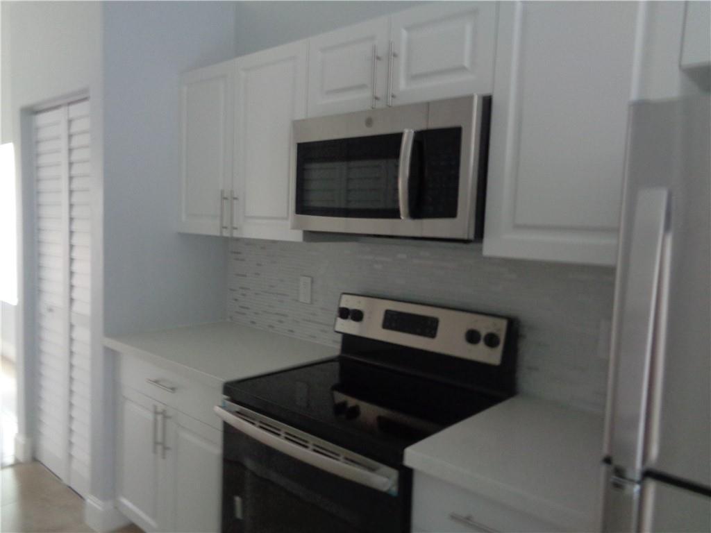 Foto del edificio - 7434 NW 34th St