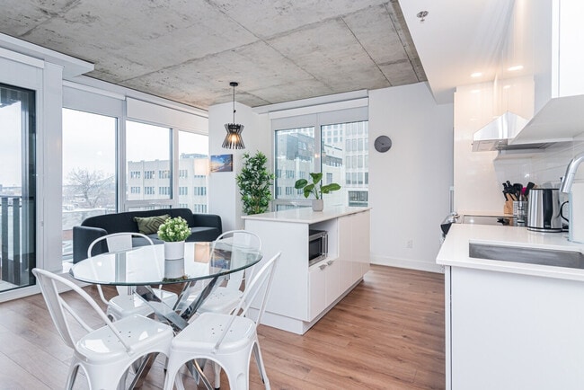 Photo du bâtiment - 1500 Rue Berri