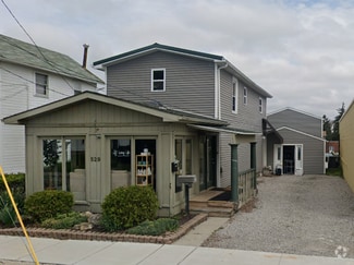 Building Photo - 529 Ridge St
