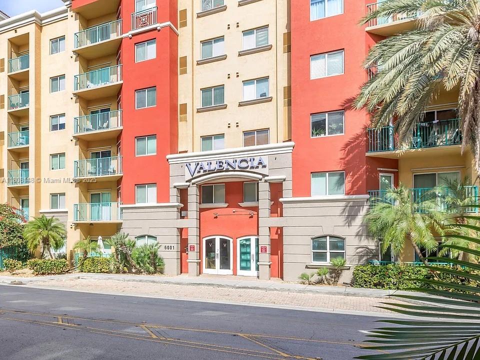 Primary Photo - 6001 SW 70th St