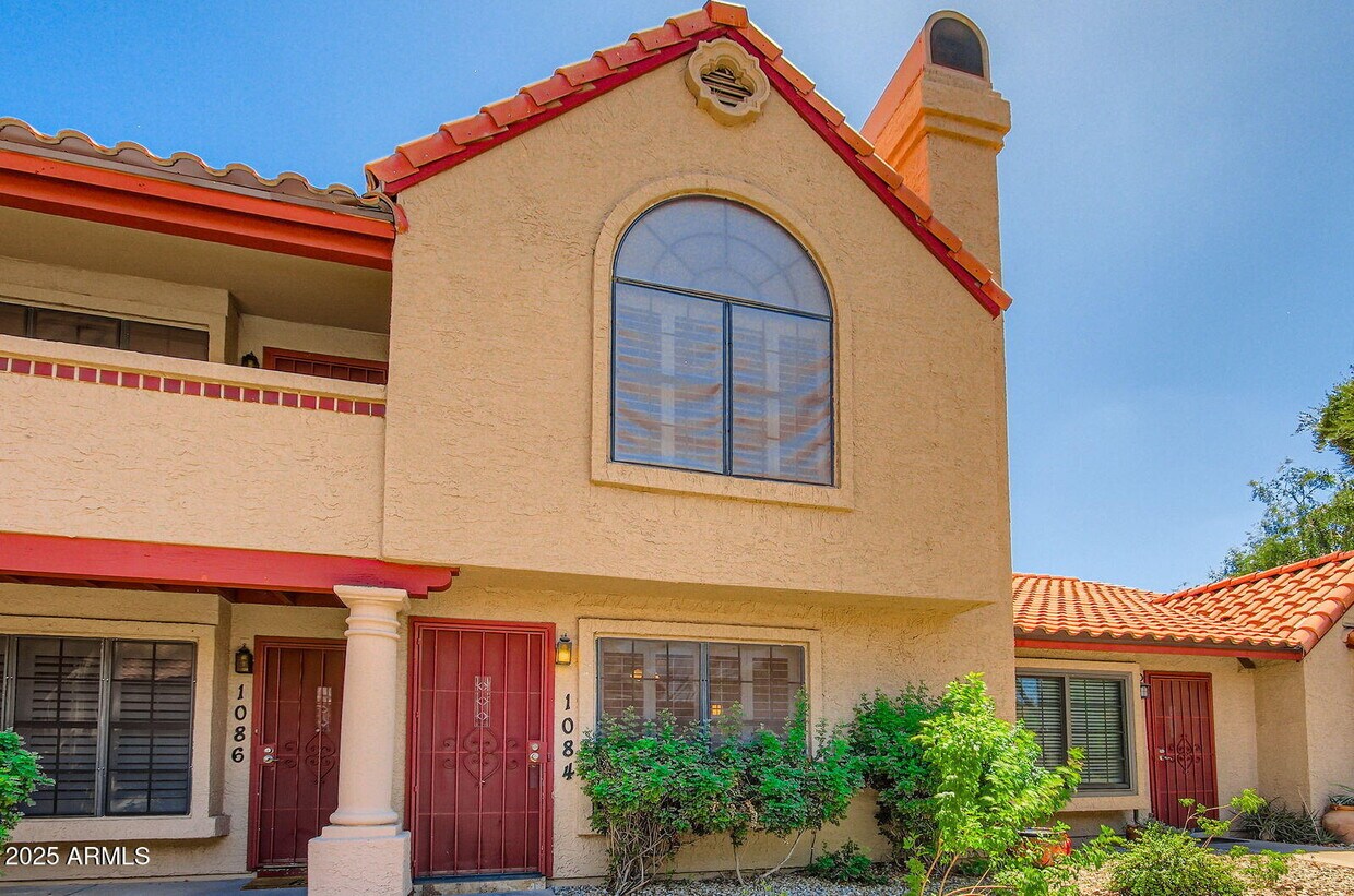 Foto principal - 4901 E Kelton Ln