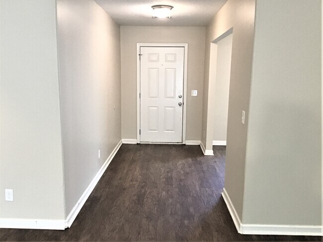 Foto del edificio - 108 Crooked Oaks Dr