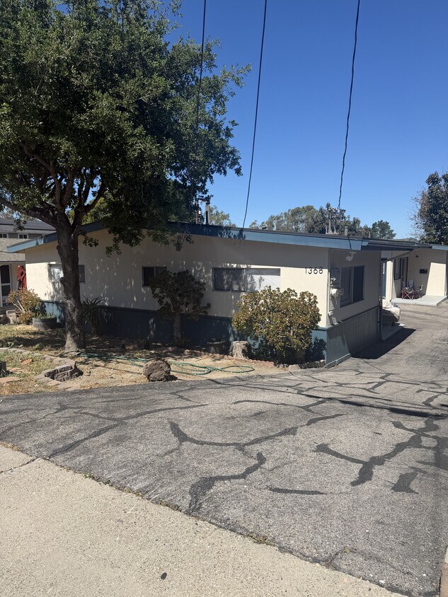 Foto del edificio - 1368 Breck St