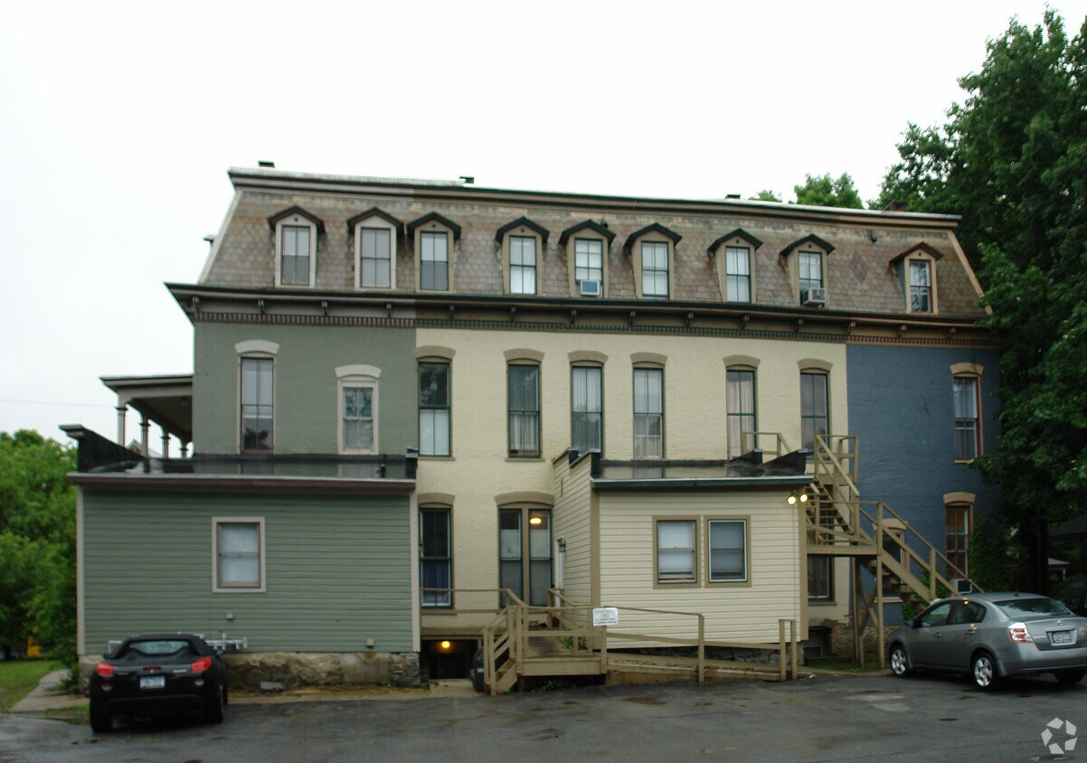 Foto del edificio - 156 Caroline St