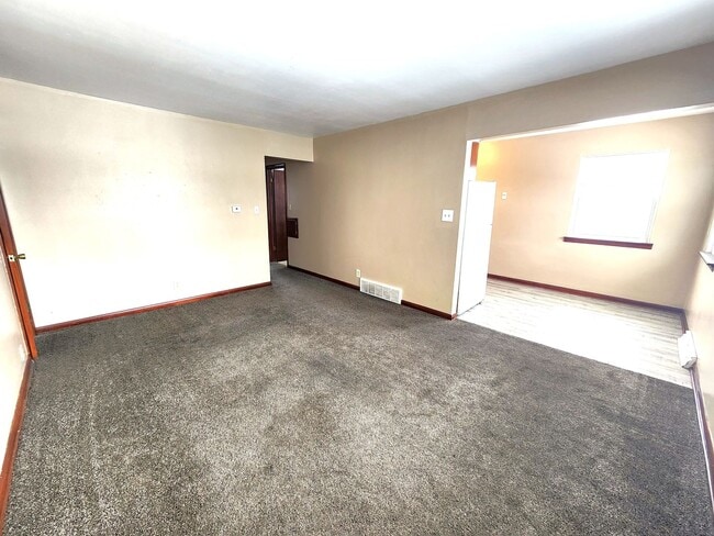 Foto del edificio - 11059 W Hampton Ave