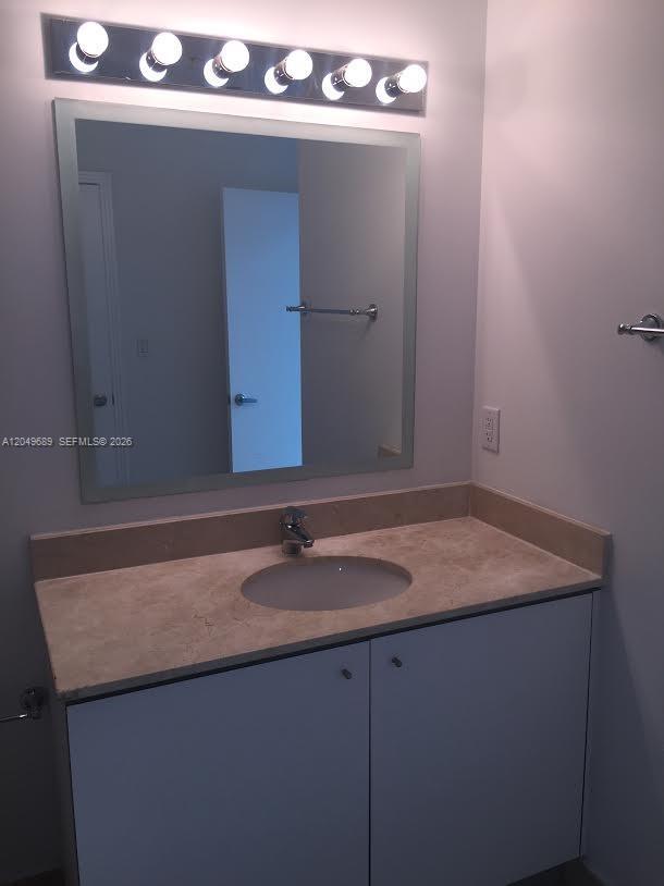 Foto del edificio - 9066 SW 73rd Ct