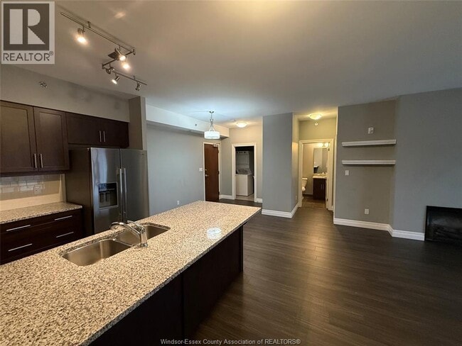 Photo du bâtiment - 6 Park St