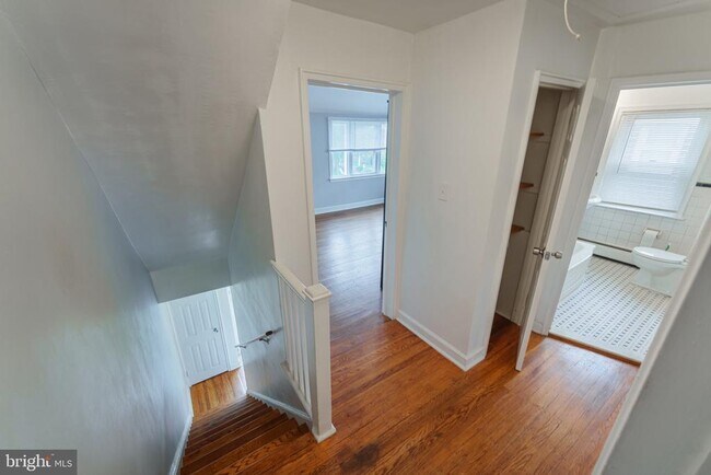 Building Photo - 1035 Cobbs St