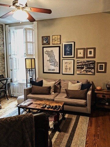 Foto del edificio - 2121 N Sheffield Ave