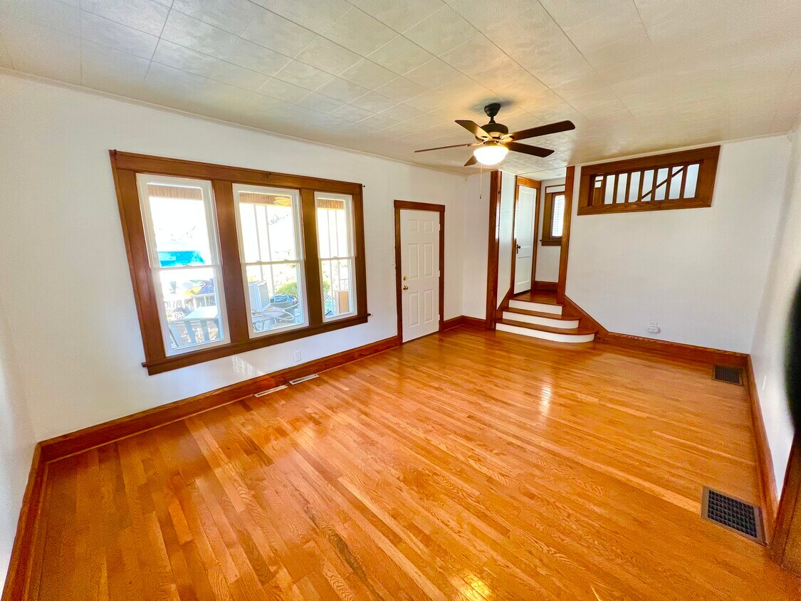 Foto principal - 214 Homewood Ave