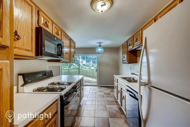 Building Photo - 12 Lorraine Ave, Woodridge, IL, 60517